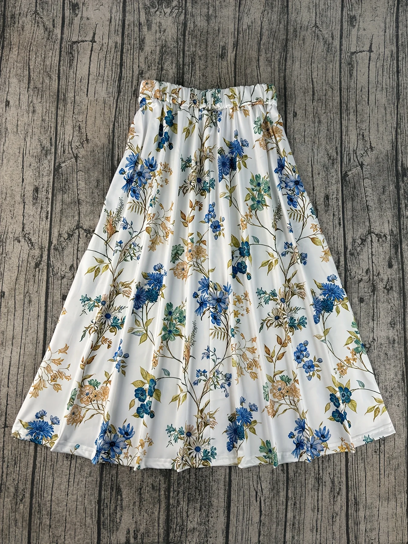 تنورة Luxy Trio أنيقة بطبعة زهور على شكل حرف A للنساء عالية الخصر بطول منتصف الفخذ، تنورة لجميع المواسم