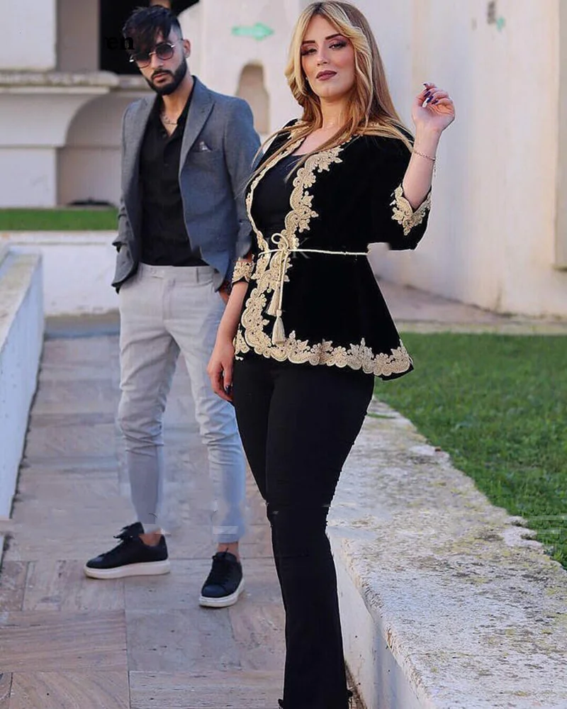 Elegant Black Gold Velvet Coat Gold Decal Formal Occasion Evening Dress Medium Sleeve V-Neck Prom Dresses فساتين سهره فاخره 2023