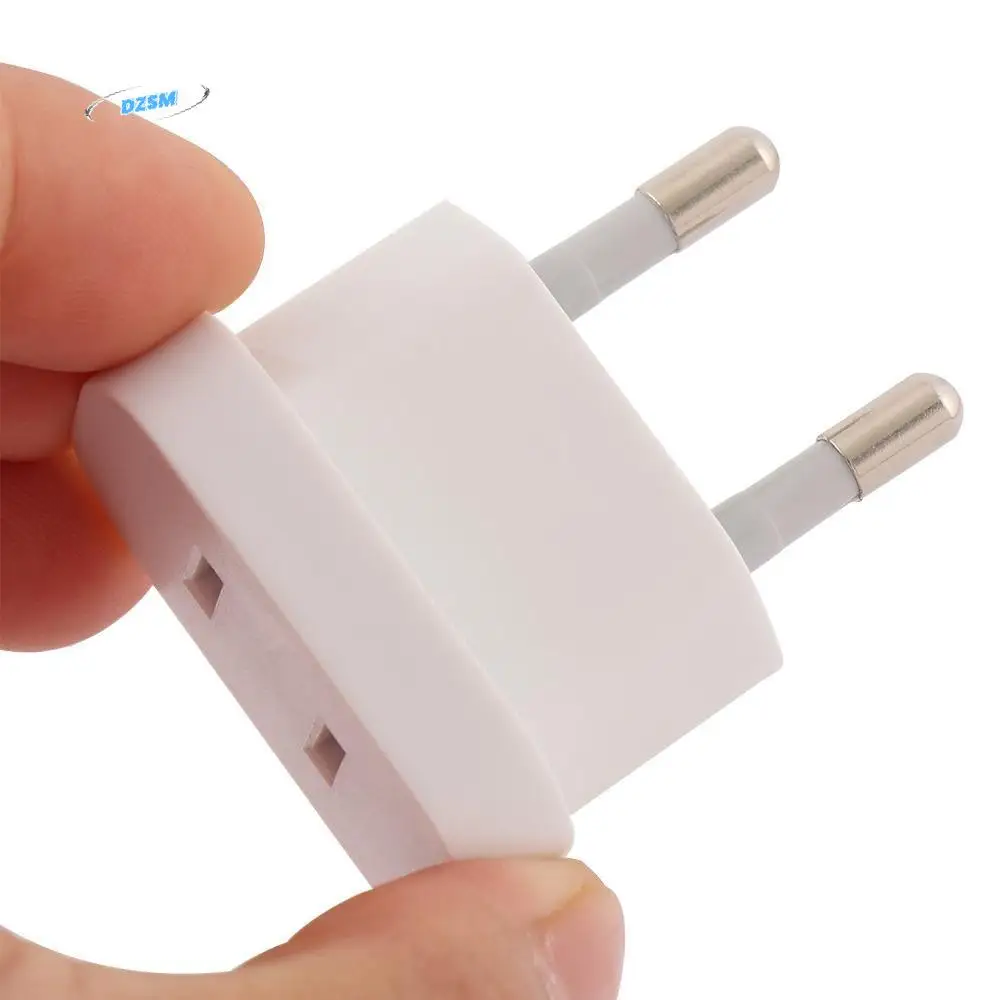 

Practical 2.5A 4.8mm US To EU Plug Europe Standard Power Conversion Adapter Converter