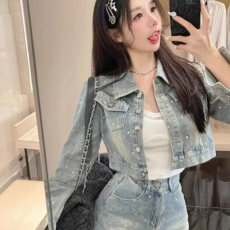 

Женский джинсовый комплект с украшением, укороченная куртка и юбка в корейском стиле, шорты из 2 предметов со стразами