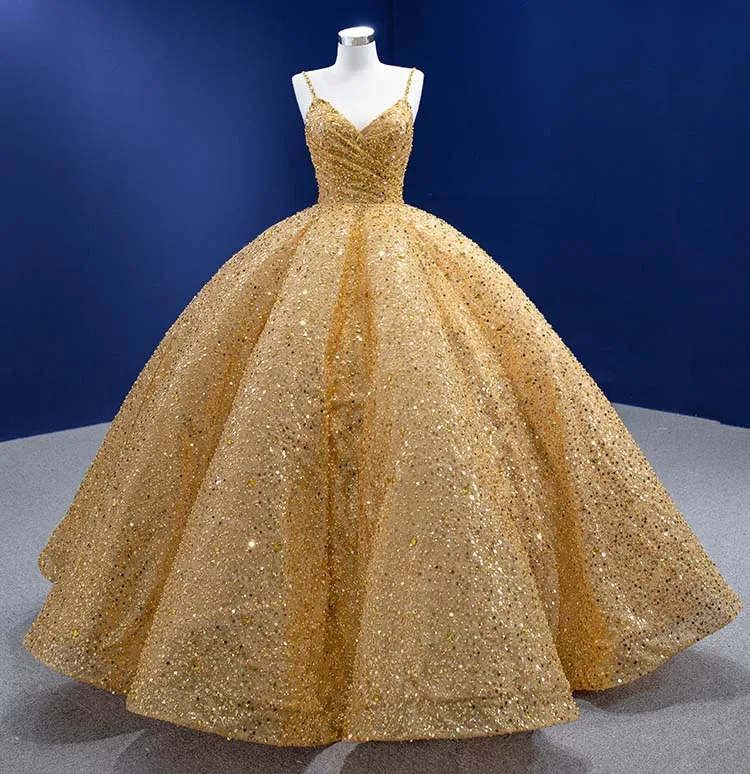 

Gold Puffy Quinceanera Dresses Ball Gown Spaghetti Straps Sequins Pearls Mexican Sweet 16 Dresses 15 Anos