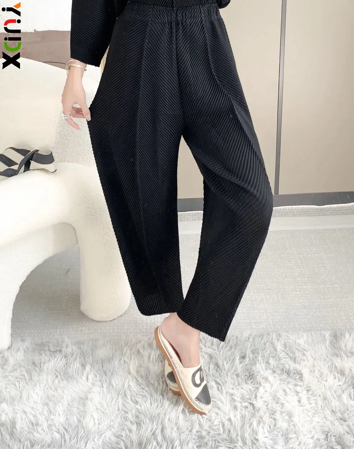 

YUDX Solid Colour Women's Pleated Trousers 2024 Autumn New Elastic Waist Nine-minute Trousers Fashion Casual Models