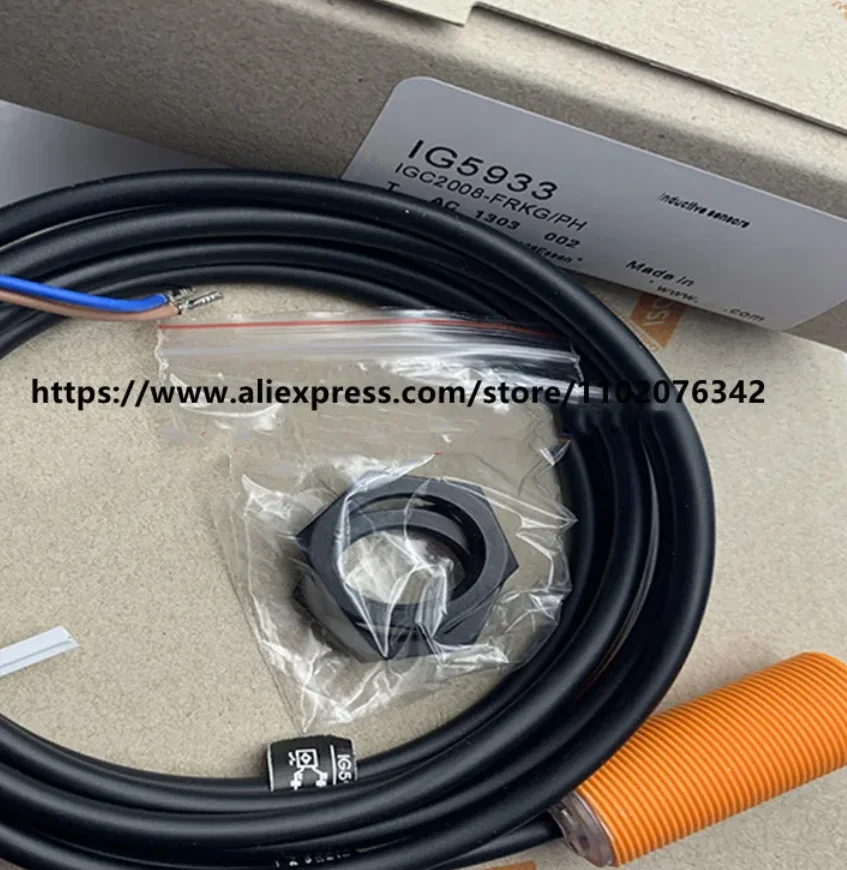 

2 шт. новый индуктивный датчик IG0325 IG0101 IG0402 IG0335 IG5933