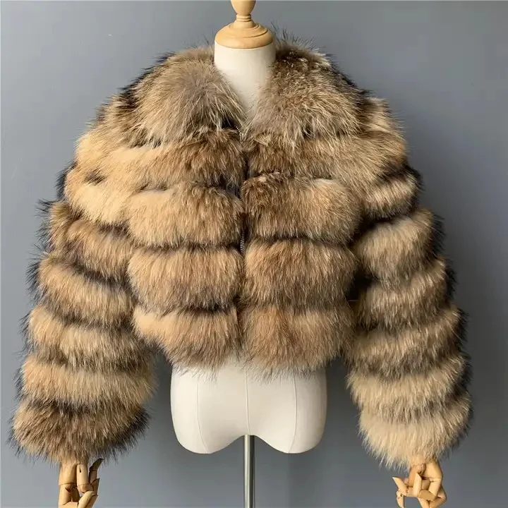 New Winter Women's Short Fashion Zipper Collar Raccoon Coat 2024