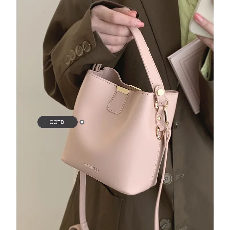 

Korean Fashion Handheld Small Bag for Women 2023 New Simple Bucket Bag Versatile One Shoulder Crossbody Bag