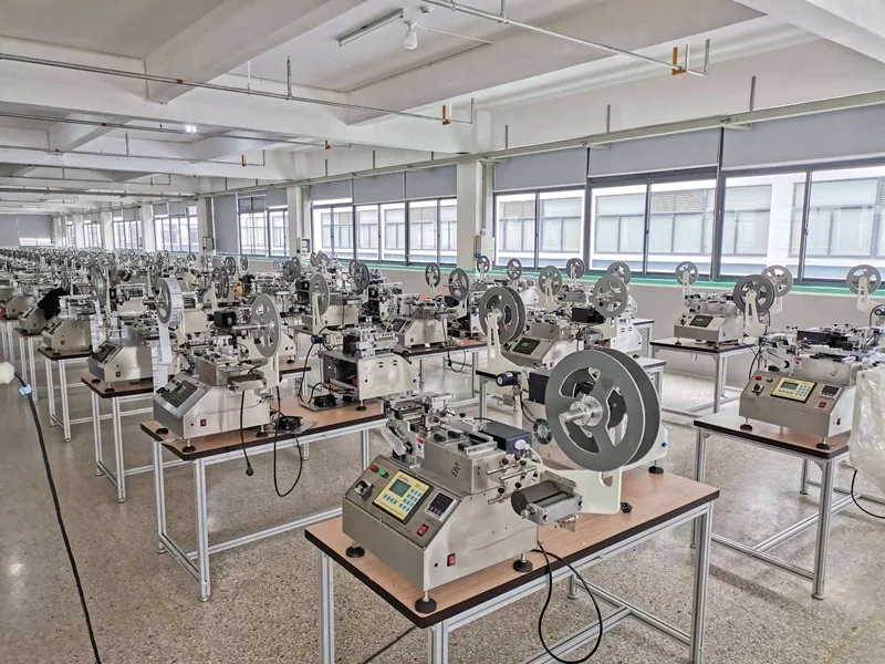 High Speed Hot And Cold Knife Polyester Ribbon Label Cutting Machine For Cotton Tape Nylon