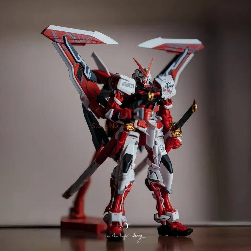 Em estoque da ban mg robô herético vermelho brinquedo modelo armadura mecânica ação colecionáveis decoração de alta qualidade modelo figuras presentes