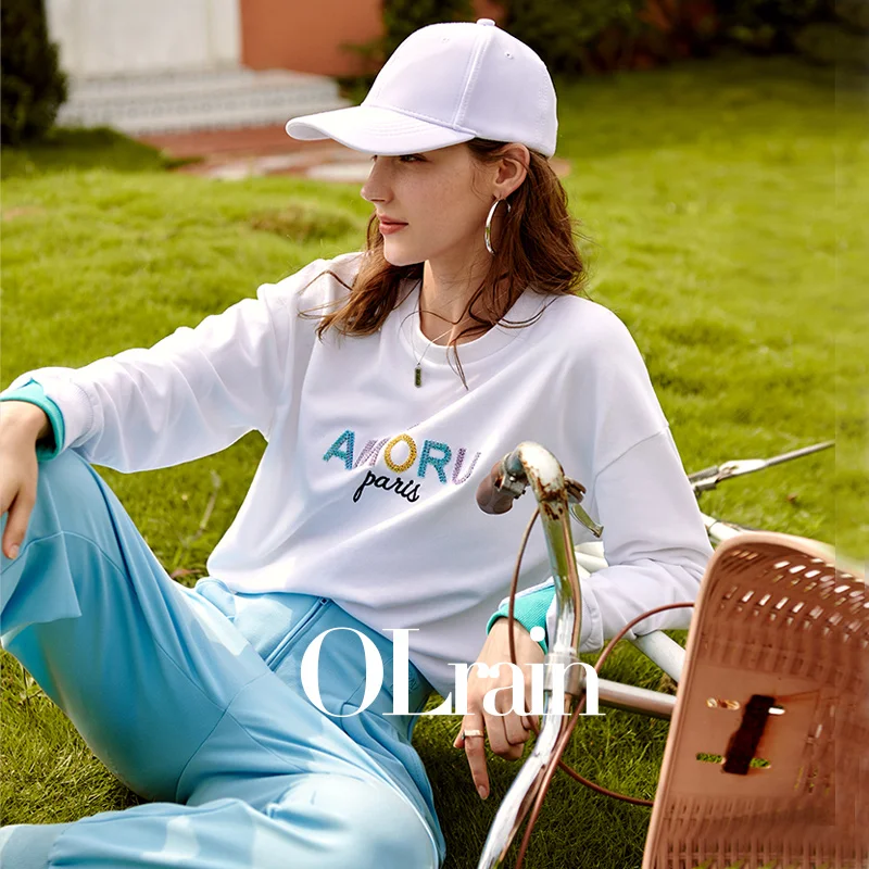 

OLrain White Sweatshirts Women 2025 Autumn Loose Contrast Letter Embroidery Long Sleeve Casual Tops Ladies Clothes O21QR53208