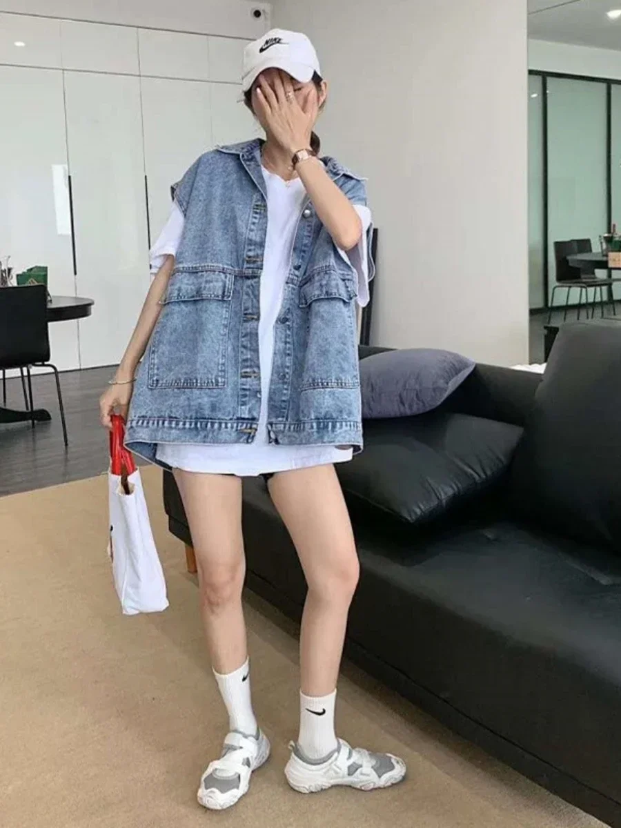 Large Pocket Casual Denim Vest Women\'s Spring and Autumn Loose Cartoon All-Match Sequins Workwear Sleeveless Lapel Vest Coat