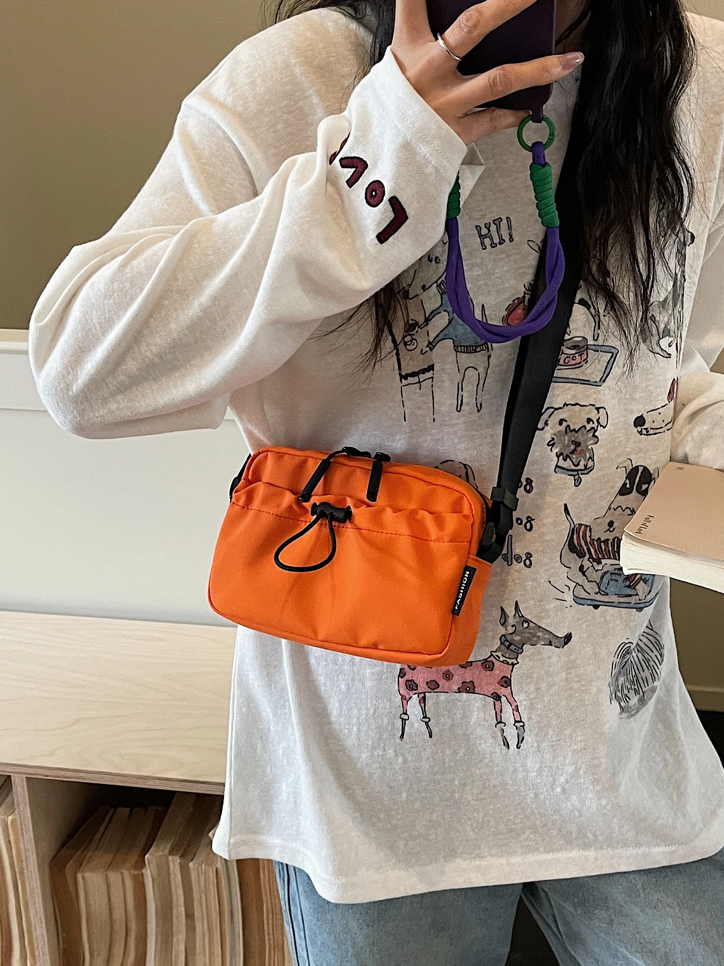 Lightweight Waterproof Small Square Bag Women's Commuter Phone Bag Versatile Single Shoulder Crossbody Bag for Young Women