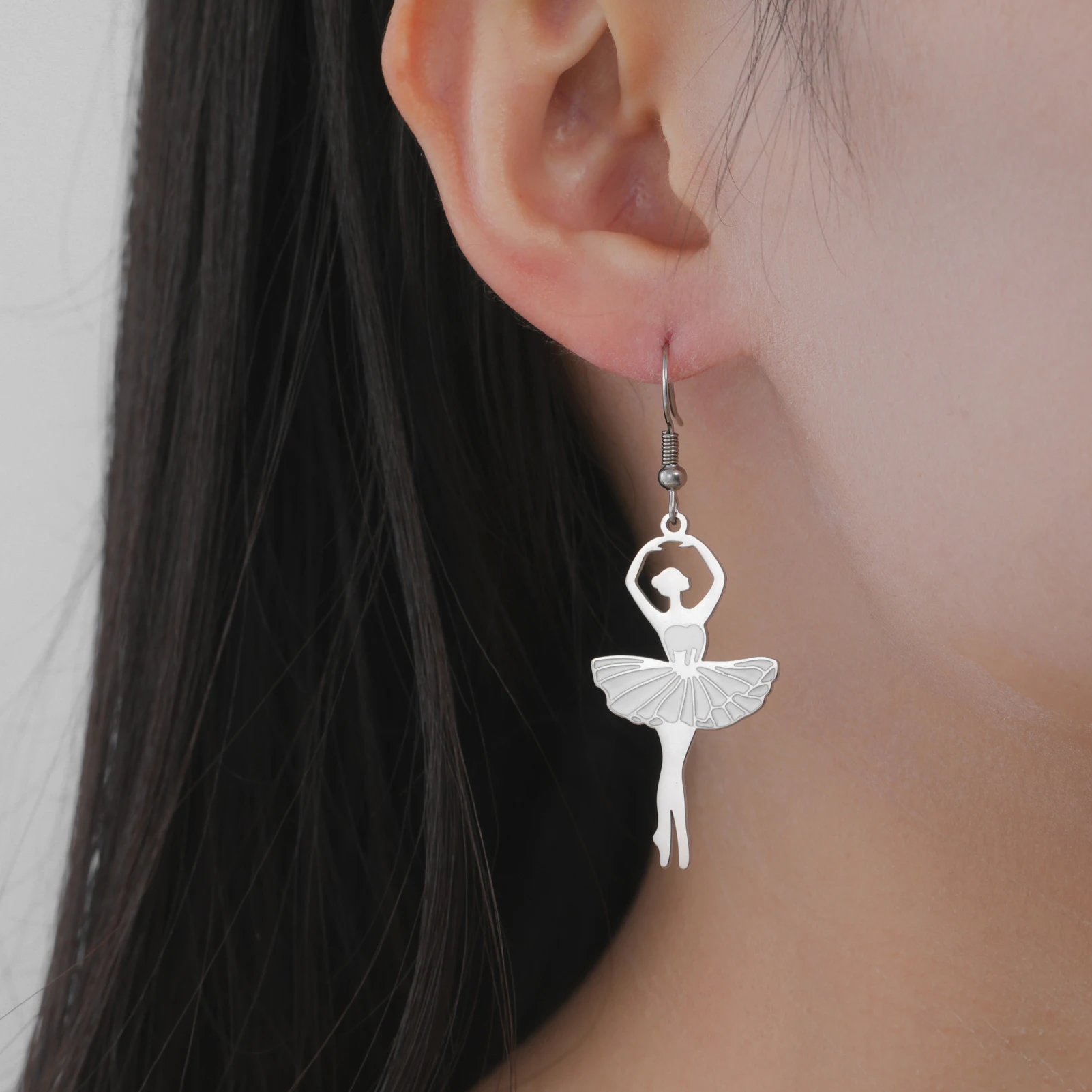 

Sipuris Dancer Ballet Gymnast Gymnastics Dangle Earrings for Women Stainless Steel Sports Fashion Pendant Jewelry Gymnasts Gift