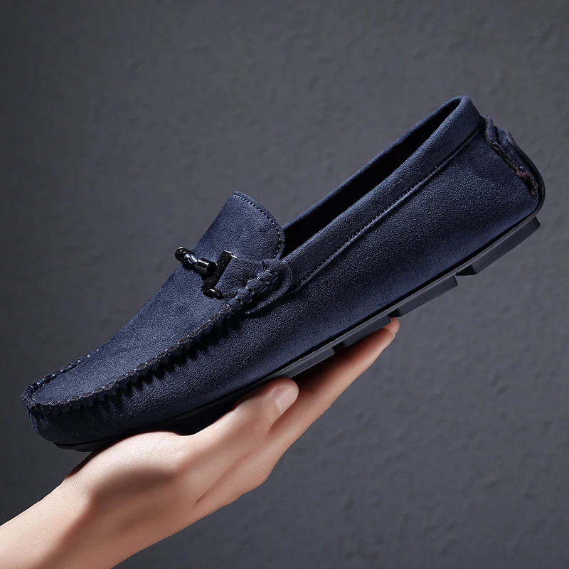 YRZL 2025 جديد المتسكعون الرجال الجلود الناعمة مريحة الانزلاق على خفيفة الوزن عدم الانزلاق القيادة الأخفاف حذاء كاجوال للرجال حجم كبير