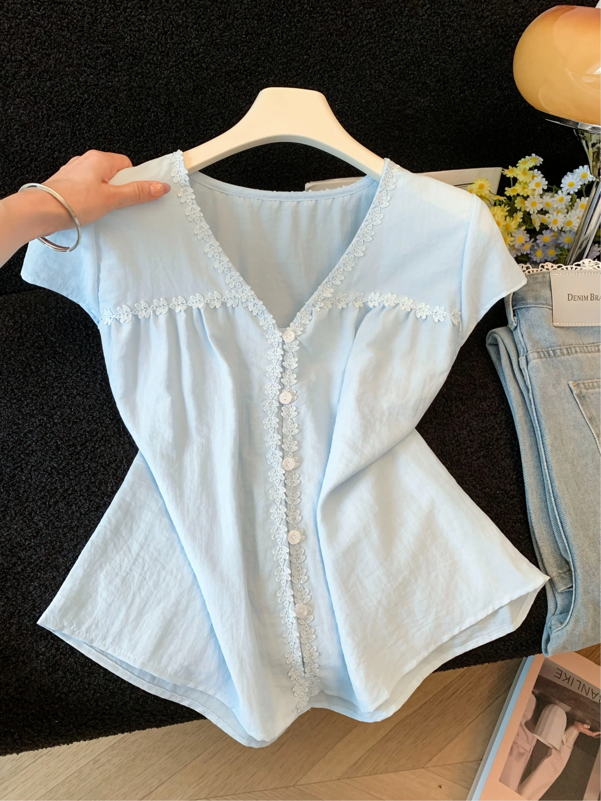 

Elegant Sweet Style Embroidered Lace V-Neck Short Sleeve Cotton Linen Blue Shirt for Women Summer New Arrival Fashionable Top