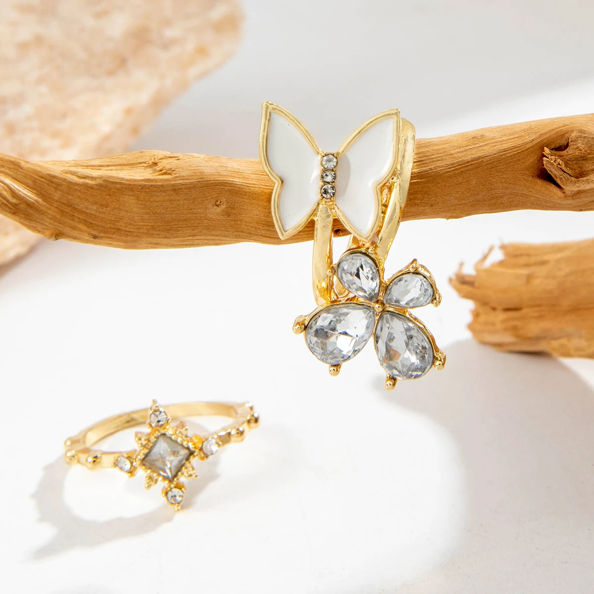 Tocona Luxury Crystal Stone Butterfly Finger Rings Set for Women Trendy Water Drop Rings Set Jewelry Party 5Pcs/Set 26507