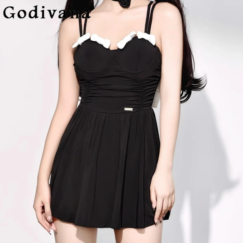 

2025 New Backless Sexy Conservative Pool Party Dress Swimsuit Girl Classic Black Sweet Bow Seaside Vacation Suspender Swimwear