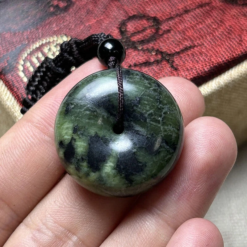 

Medicine King Stone Safety Buckle Pendant Baby Safety Buckle Necklace