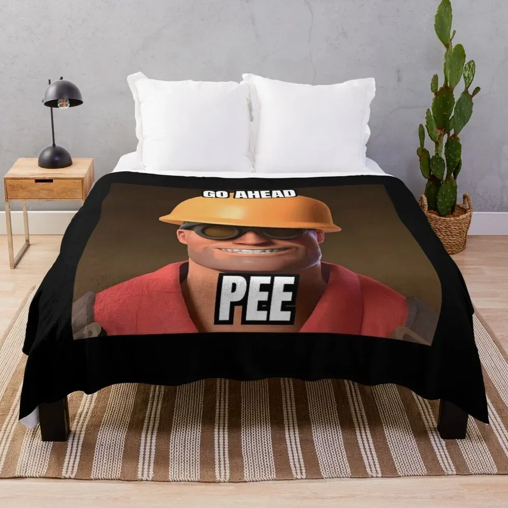 TF2 - Go Ahead Pee Classic . Throw Blanket Bed covers Decorative Sofas Blankets