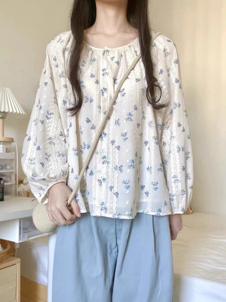 เสื้อผู้หญิงดอกไม้พัฟแขนชีฟองลูกไม้เย็บปักถักร้อย O-คอสไตล์ฝรั่งเศสฤดูใบไม้ผลิฤดูร้อนหลวมหวาน Girlish Tender INS