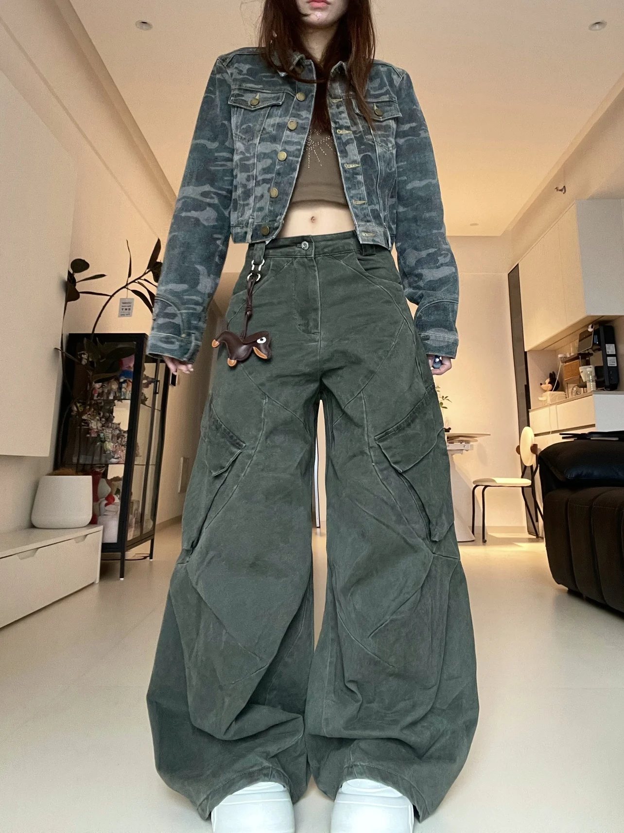 

Retro Washed Distressed Workwear Pants Loose Fit Straight Leg Men's Jeans Casual Vintage Trousers for Men And Women