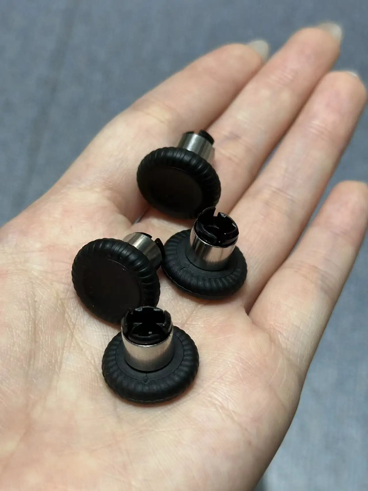 عصا بديلة أصلية من Flydigi مقاس 8 مم و10 مم مناسبة لـ Flydigi Vader 4 Pro/ Apex 4/ Apex 3/ Apex 2/ Vader 2/ Vader 3