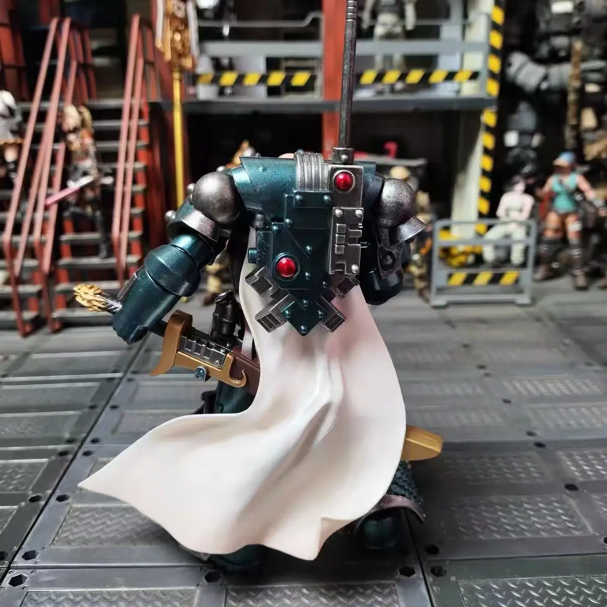 

【JOYTOY】Warhammer 40K Модель куклы Horus Heresy Alpha Legion Harrowmaster Armillus Dynat