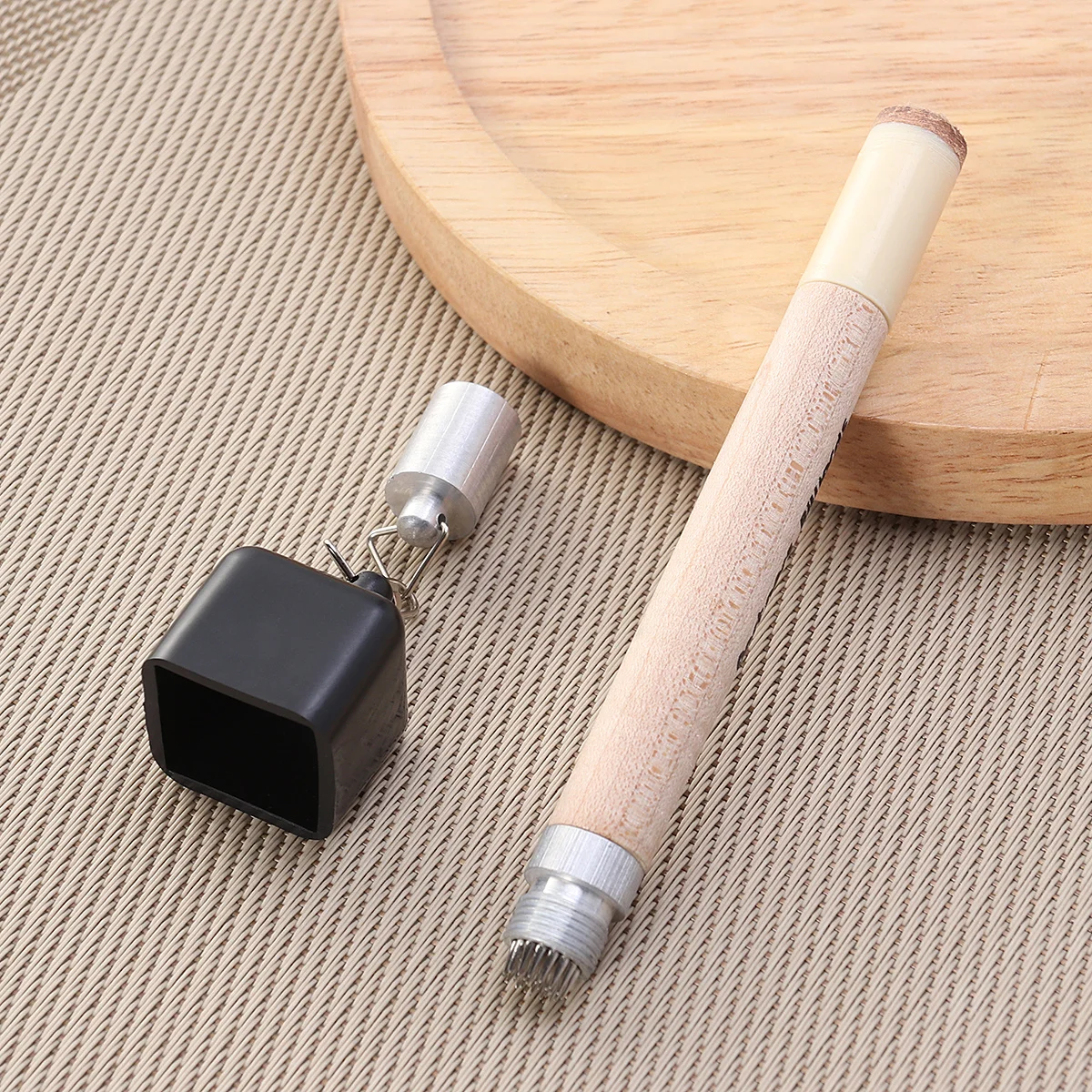 

2 в 1, держатель для мела для снукера, ценник, бильярдный кий, мини-брелок для кия, инструмент для бассейна для дома, коммерческого использования, инструмент для бассейна