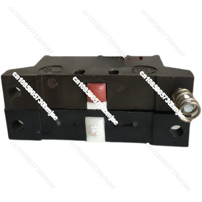 

Balluff BSE 30.0 Limit Switch Micro Switch