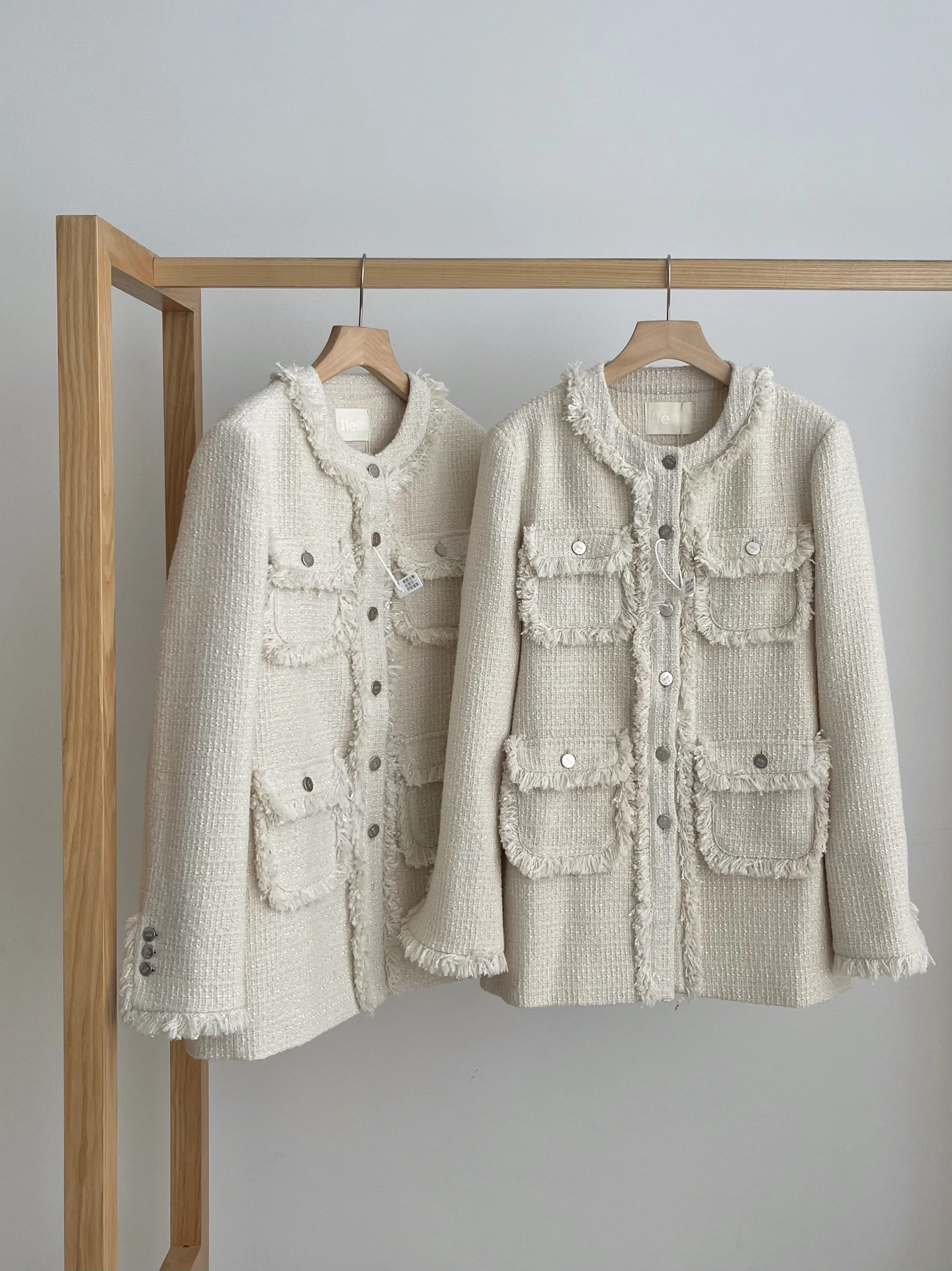 سترة PREON الربيعية الفاخرة الجديدة ذات الطراز الرائحة الأنيقة ذات القطع المستقيمة والأكمام الطويلة السميكة وياقة دائرية وأزرار