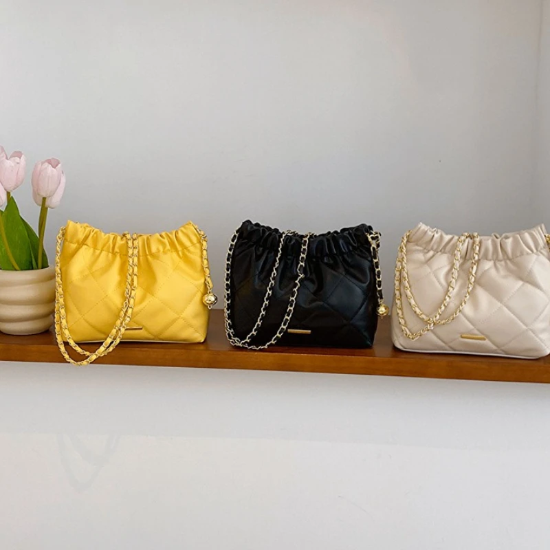 

Модная плиссированная сумка через плечо большой емкости из мягкой кожи с цепочкой, новая стильная повседневная сумка, сумки через плечо на шнурке