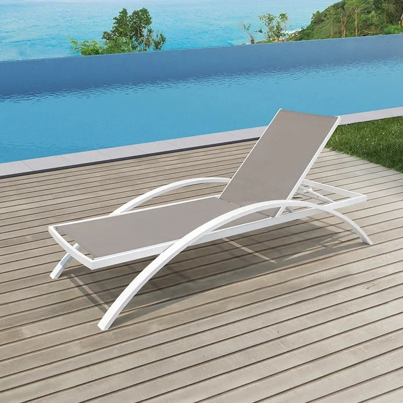

Outdoor Lounge Pool Beds with Beach Chairs for Hotel and Balcony Use