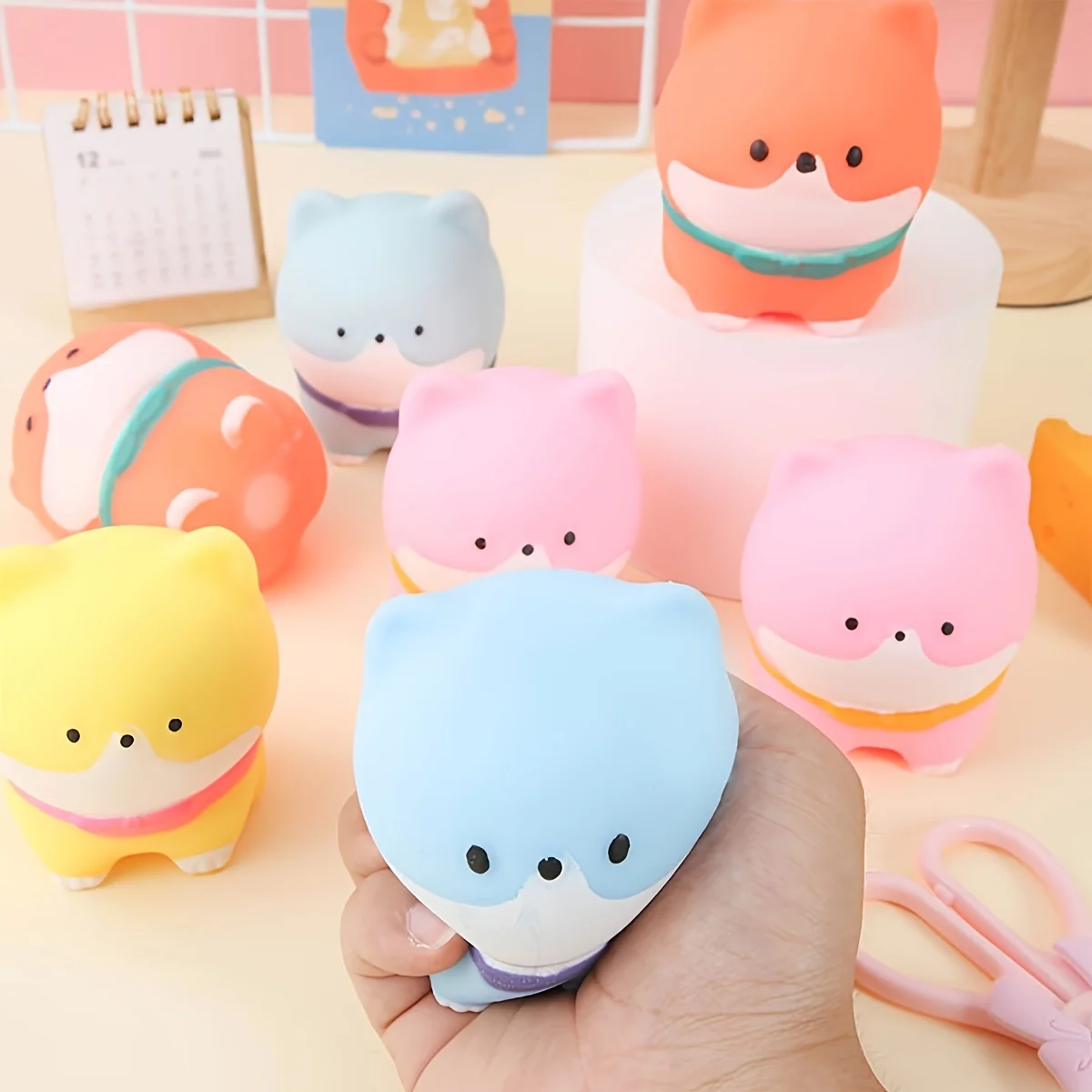 Shiba Inu Fidget Stress Ball - Jouet à presser spongieux Gadget de relaxation anti-anxiété pour adultes et enfants