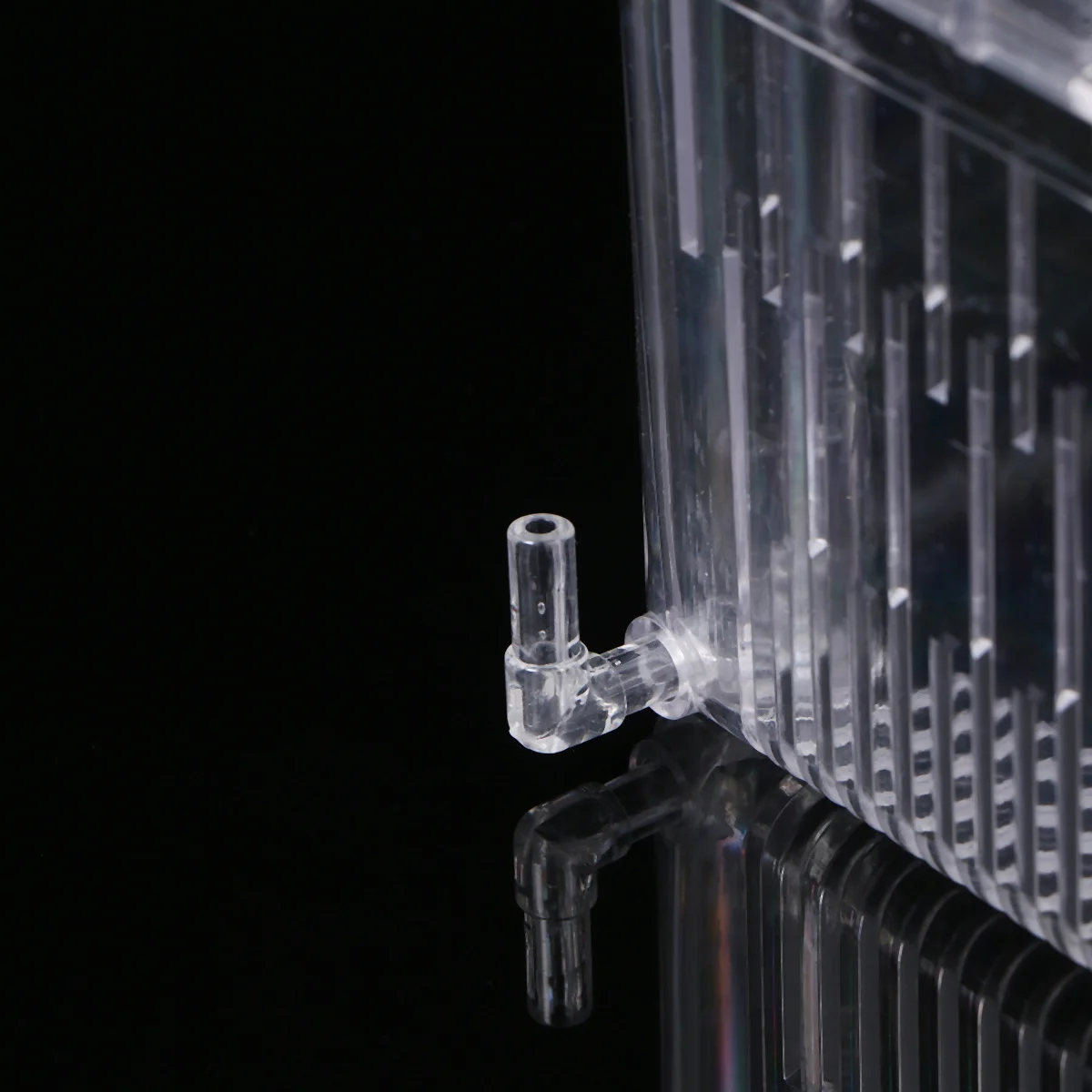 

Transparent Fish Hatching Box Durable Small Breeding Tank Incubator Safe Spawning Habitat Prevent Fish Attack