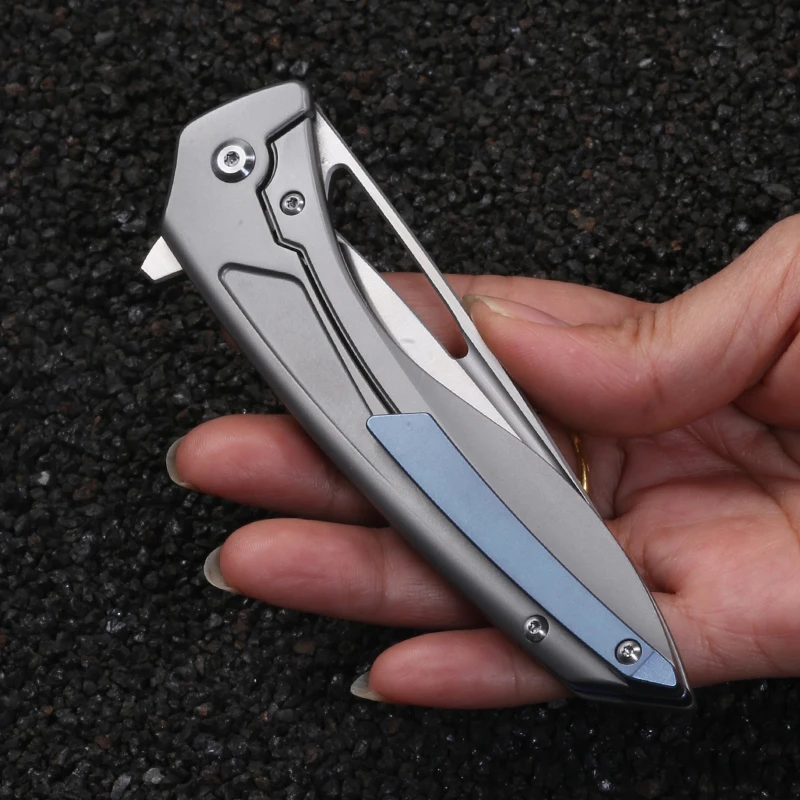 Titanium alloy folding knife EDC folding knife, multi-purpose travel knife, mostly used for self-defense cutting, gifts