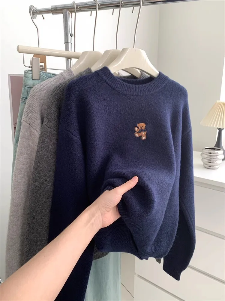 Thick Teddy Bear Embroidered Pullover Sweater Women Loose Gray Long Sleeved Knit Sweater Warm For Autumn