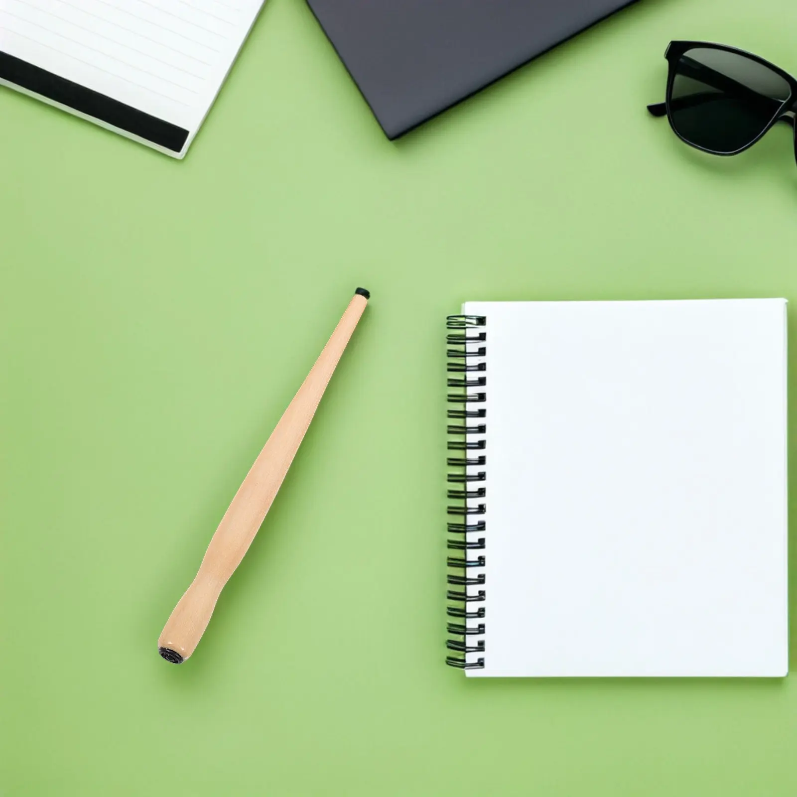 

8Pcs Wooden Calligraphy Dip Pen Holder Comfortable Grip Drawing Holder for Comic Artists Painting Writing Nibs Supplies