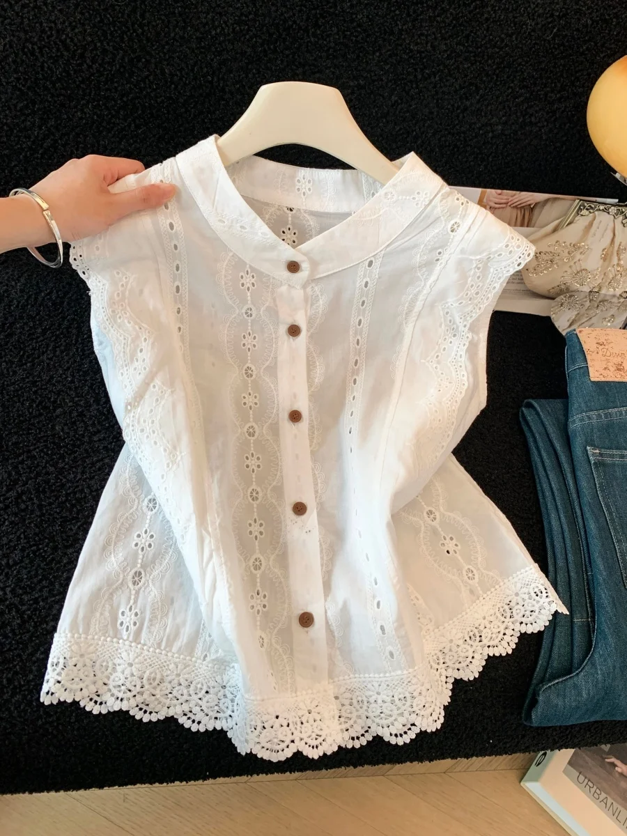 

White Lace Embroidery Shirt Women's Summer Sleeveless Hollow out Short Design Sensation Small Flying Sleeve Blouse Breathable