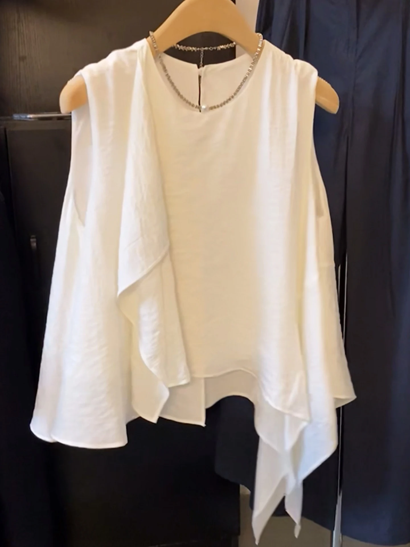 

Цветной круглый Ne irt Летний свободный топ Svel Faion Асимметричный подол Faionable ature irt