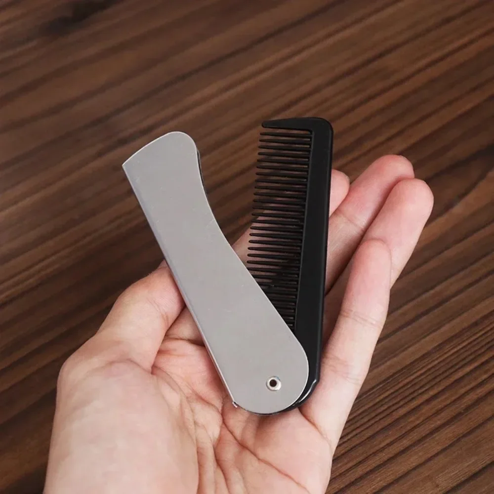 1 Stück faltbarer, antistatischer Taschenkamm aus Stahl, tragbarer Bartkamm für Herren, faltbares Styling-Werkzeug, speziell für echtes Haar – Detail 5