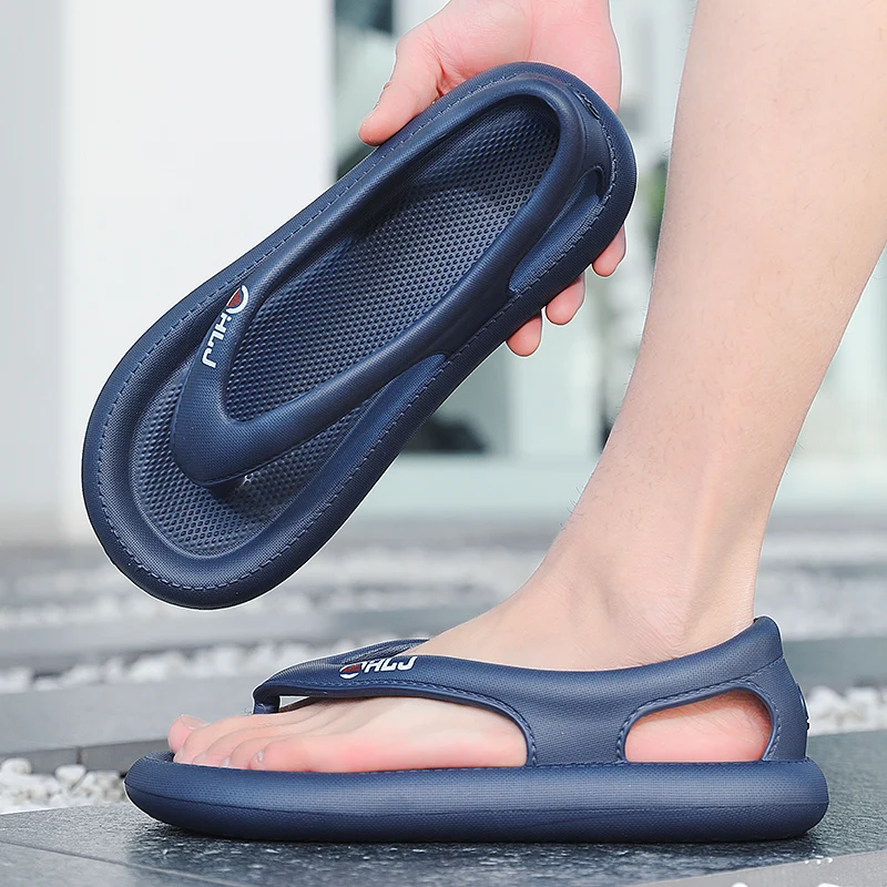 Summer New Men's Shoes, Fashionable and Versatile, Casual Sports, Indoor and Outdoor Beach Flip-Flops