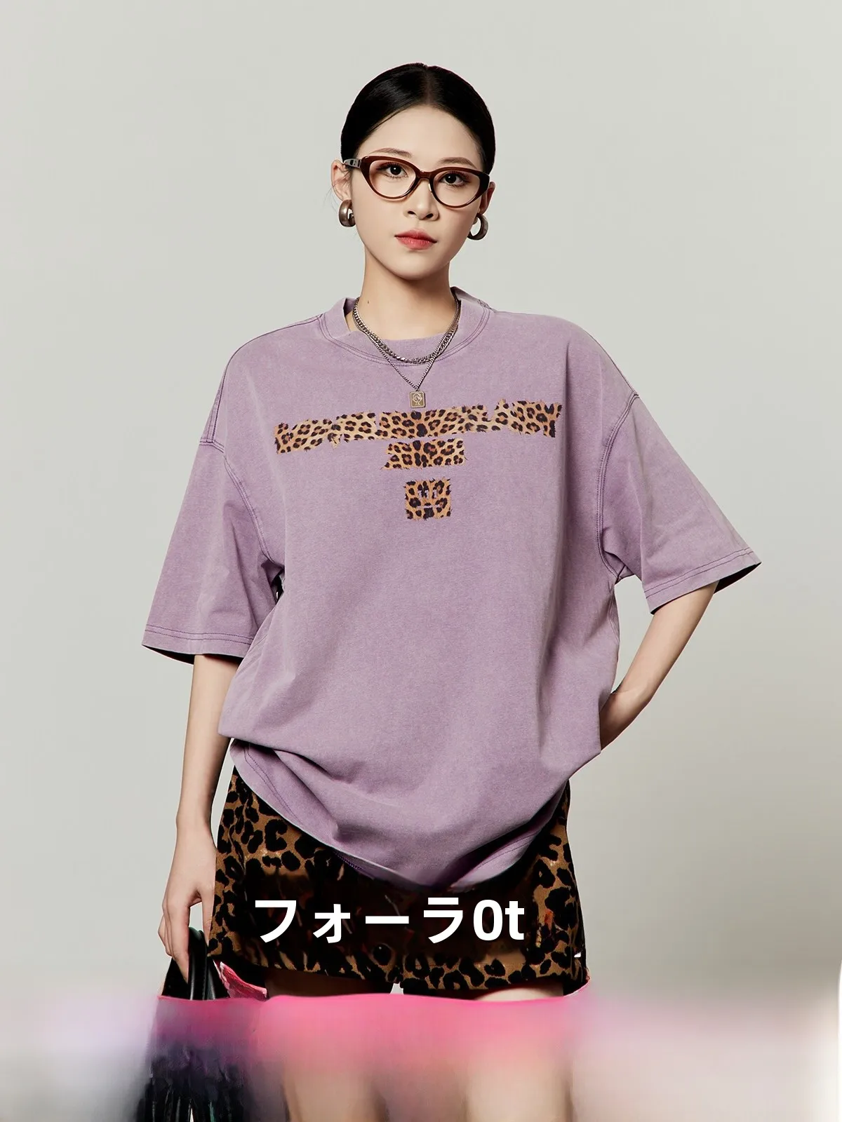 

Женская футболка с коротким рукавом в стиле ретро, новинка лета, свободный крой, уличный стиль, с леопардовым принтом, винтажная, мягкая, удобная, с круглым вырезом