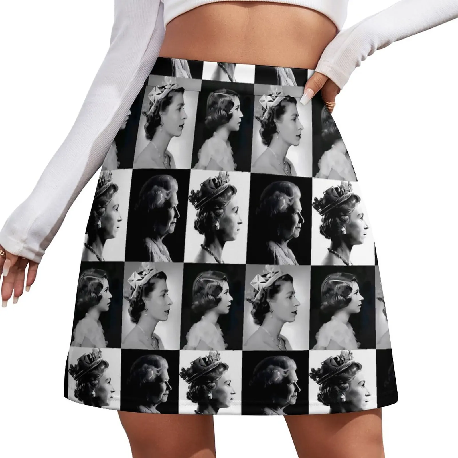 

Elizabeth II Skirt Four Face Print Cute Mini Skirts Summer High Waist Design Aesthetic Casual Skirt Large Size