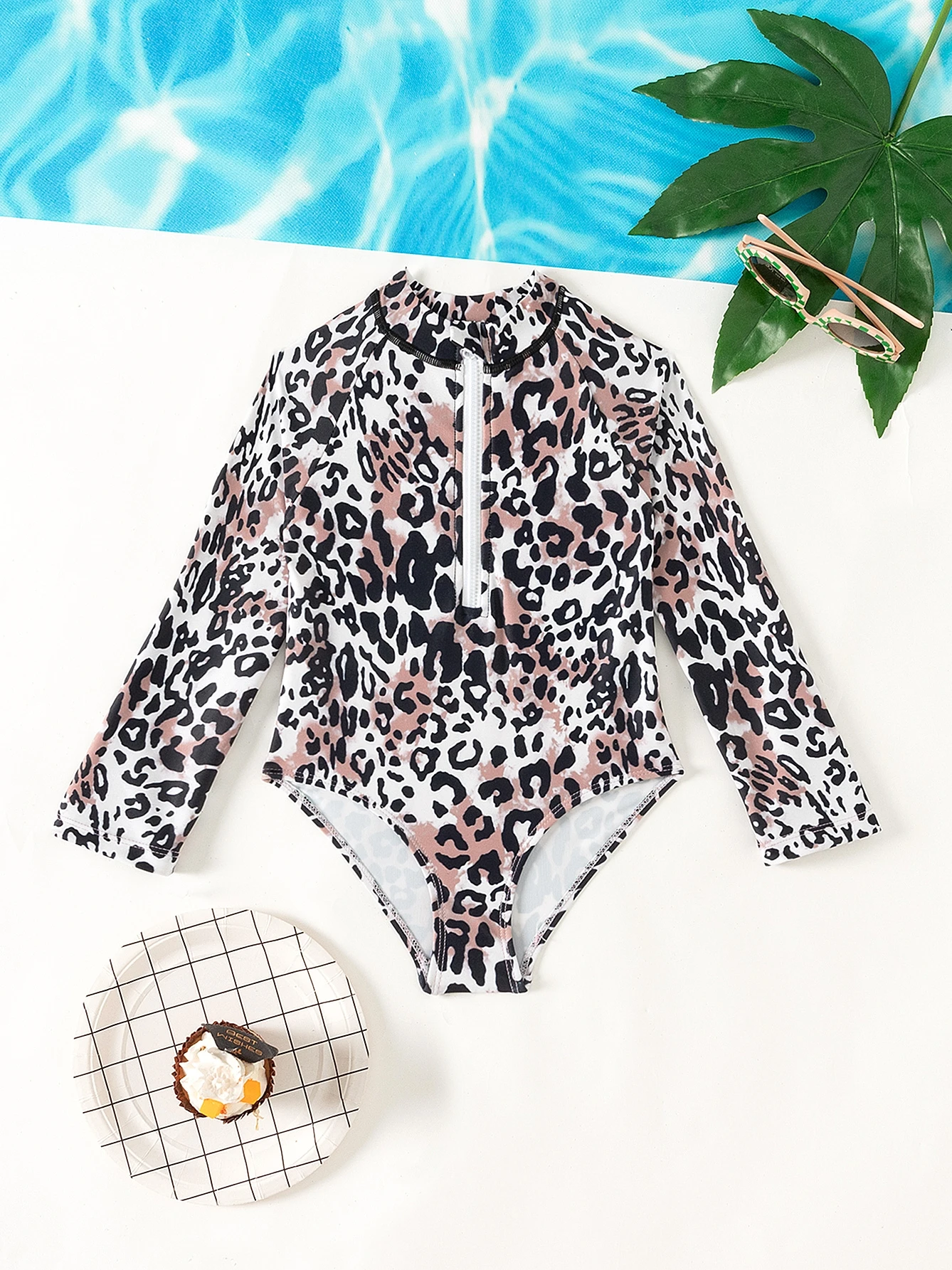 One-piece Quick-Drying Mermaid Swimsuit For Girls Leopard Print High Elasticity Long Sleeved Round Neck Sports Kids Swimwear ﻿