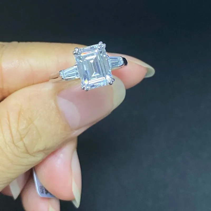 RUIF New Classic S925 Silver 3.0ct Emerald Cutting White Simulated Diamond Engagement Wedding Ring Fashion Jewelry Women