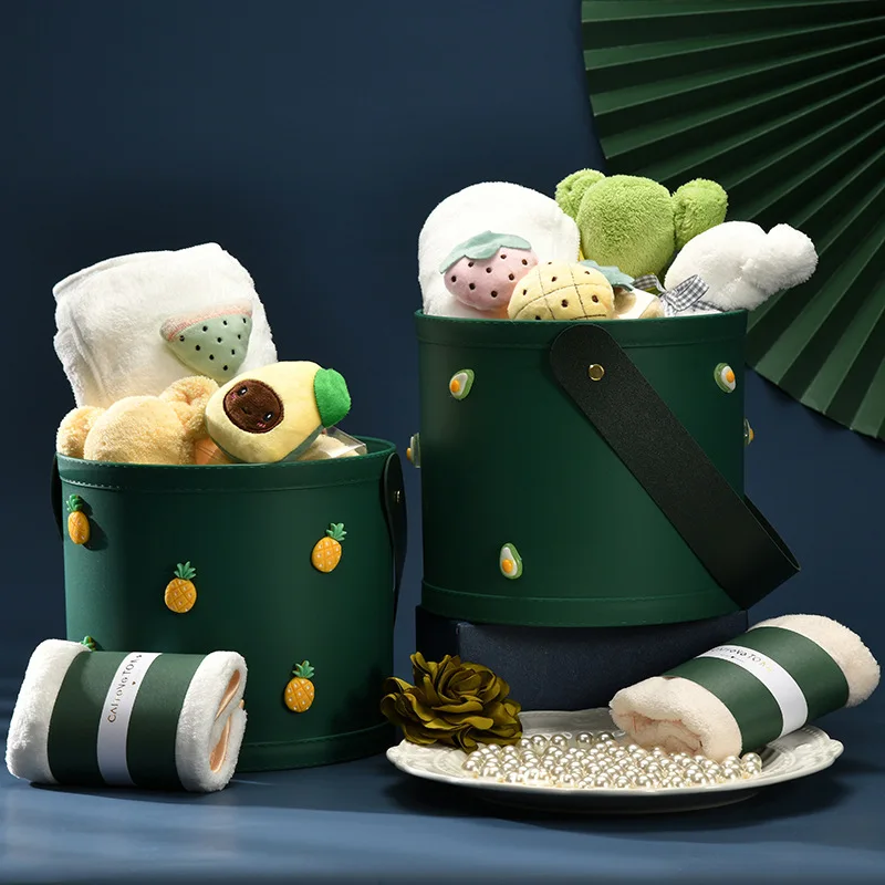 Green Cylindrical Gift Bucket Fruit Decor Strap Handle Premium Round Present Pack Container Holiday Gifts Portable Hug Bucket