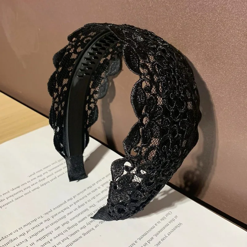 

Breathable Lace Flower Headband Wide Toothed Non-Slip Hair Band Hollow Elegant Design for Women Girls Special Occasions