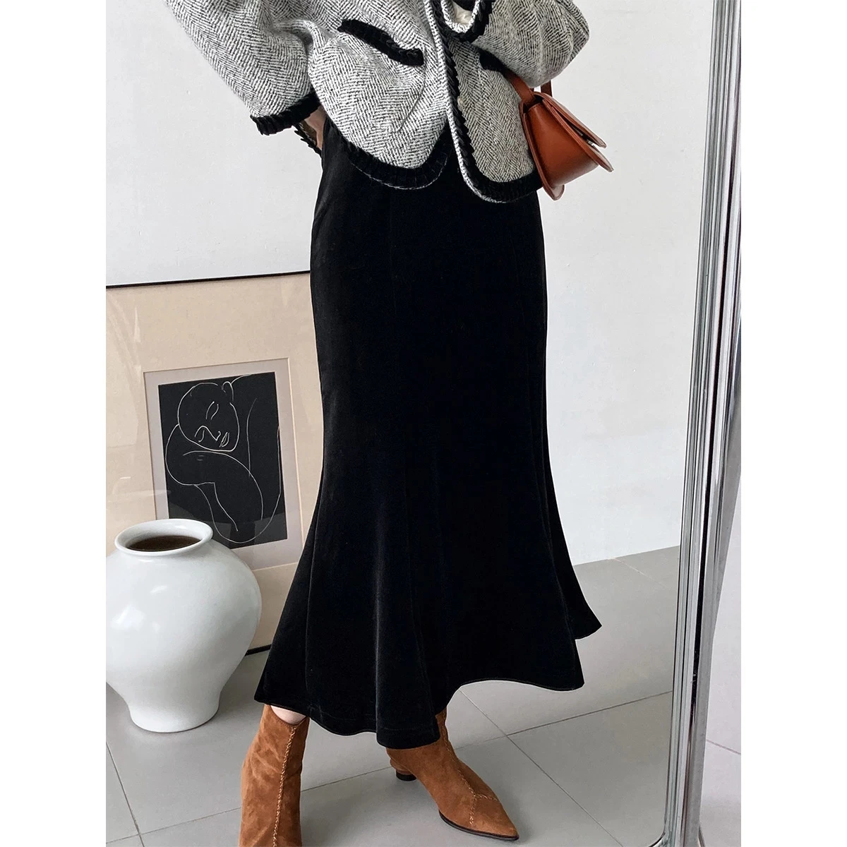 

Gold Velvet Skirt Women Autumn Winter Korean Fleece Fishtail Long Skirt Ladies High Waist Pleuche Skirts