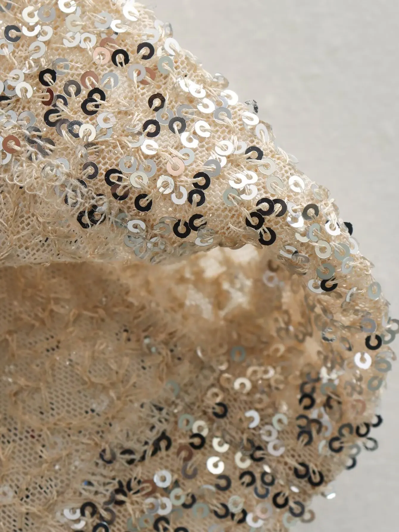 2025 vrouwen zomer zwarte jurk effen o-hals mouwloze slanke mini-jurken pailletten sexy vrouw feestjurk elegant