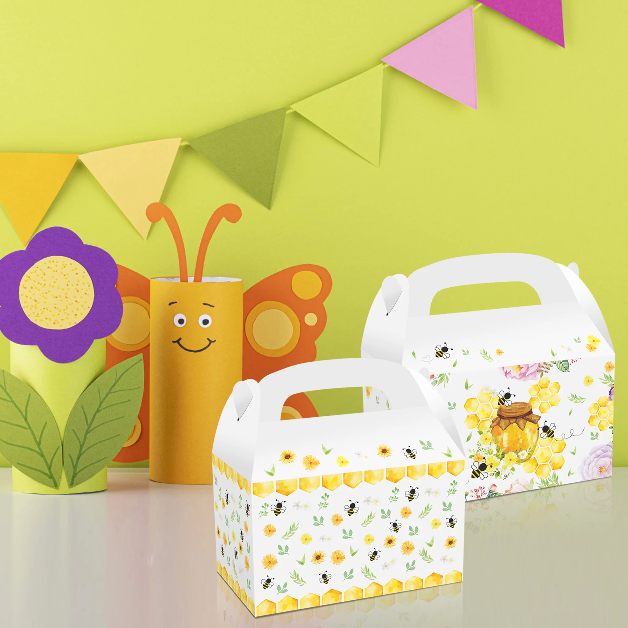 

DD077 4Pcs Sweet Spring Honey Bee Baby Shower Party Candy Portable Packing Gift Box Gifts Bags Happy Birthday Party Decorations