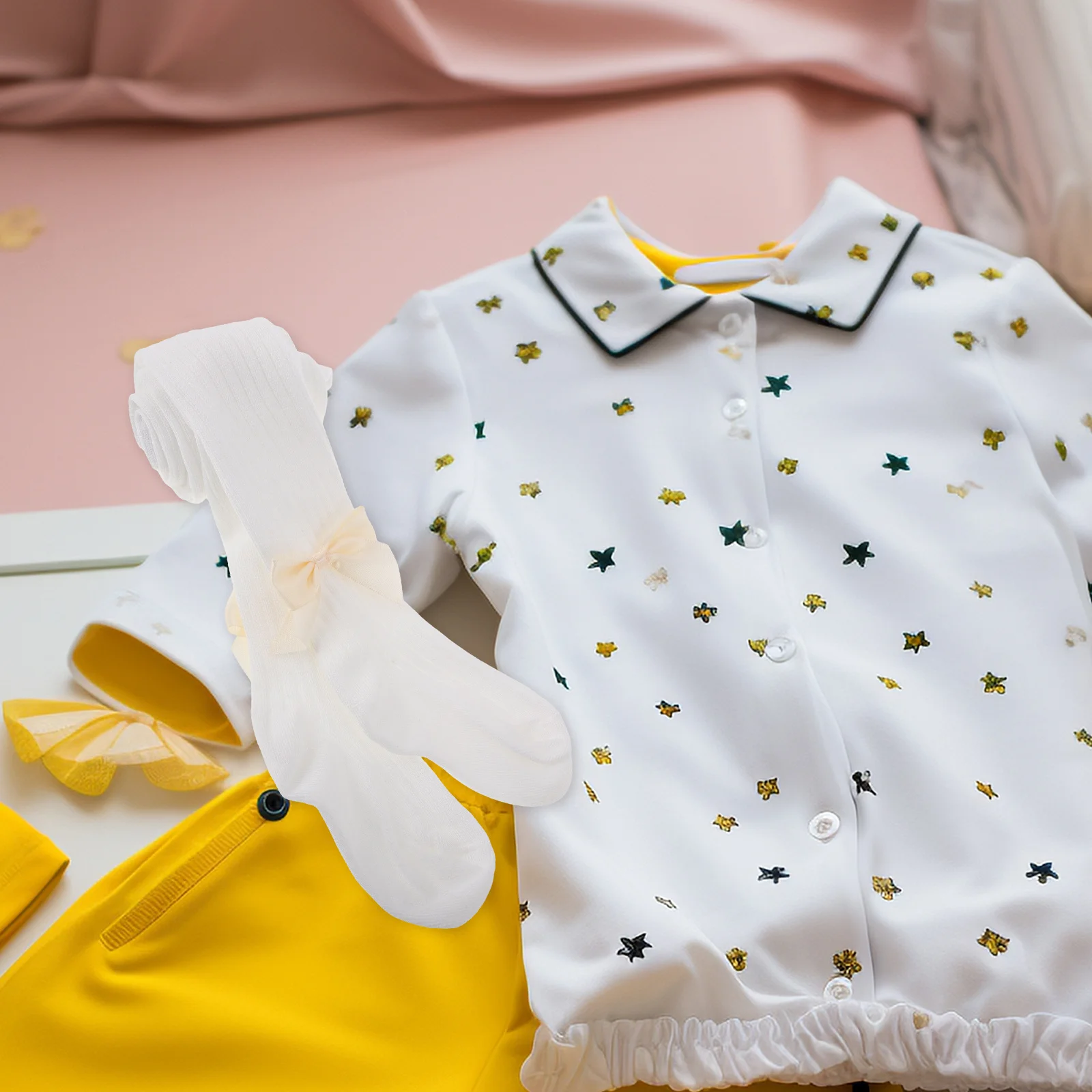 ถุงเท้ายาวแบบรัดข้อเท้าลายริบบิ้นน่ารักสำหรับเด็กผู้หญิง 1 คู่ สำหรับเด็กวัยหัดเดิน ถุงเท้ากันลื่นแบบยาวถึงเข่า เหมาะสำหรับใส่ในฤดูใบไม้ผลิและฤดูใบไม้ร่วง พร้อมโบว์สำหรับเด็กผู้หญิง