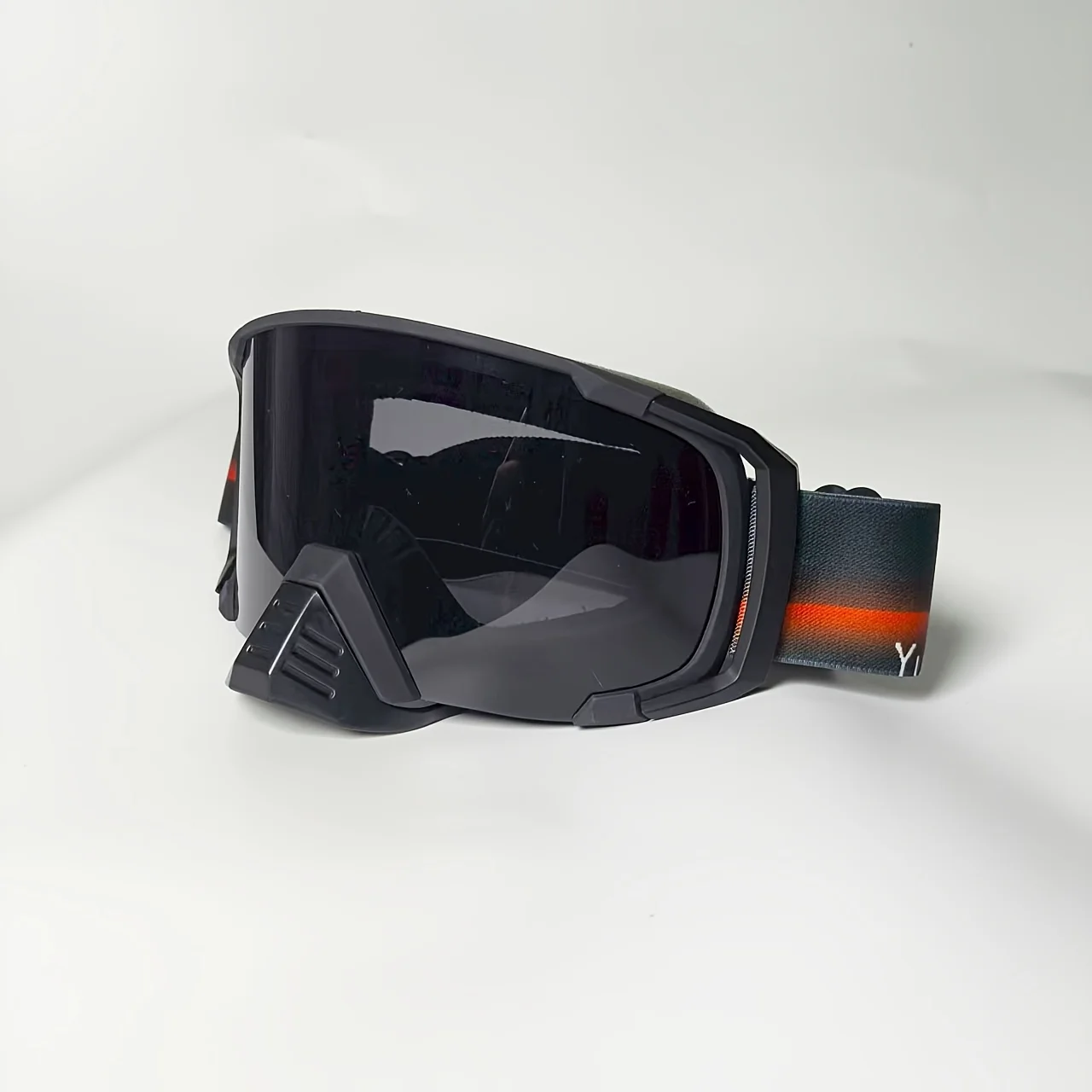 

Closed Style Motorbike Riding Goggles Wind Dust Sand Protection Safety Eyewear for Cycling